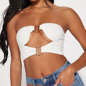 Fashion Nova Under-Bust Crop Top